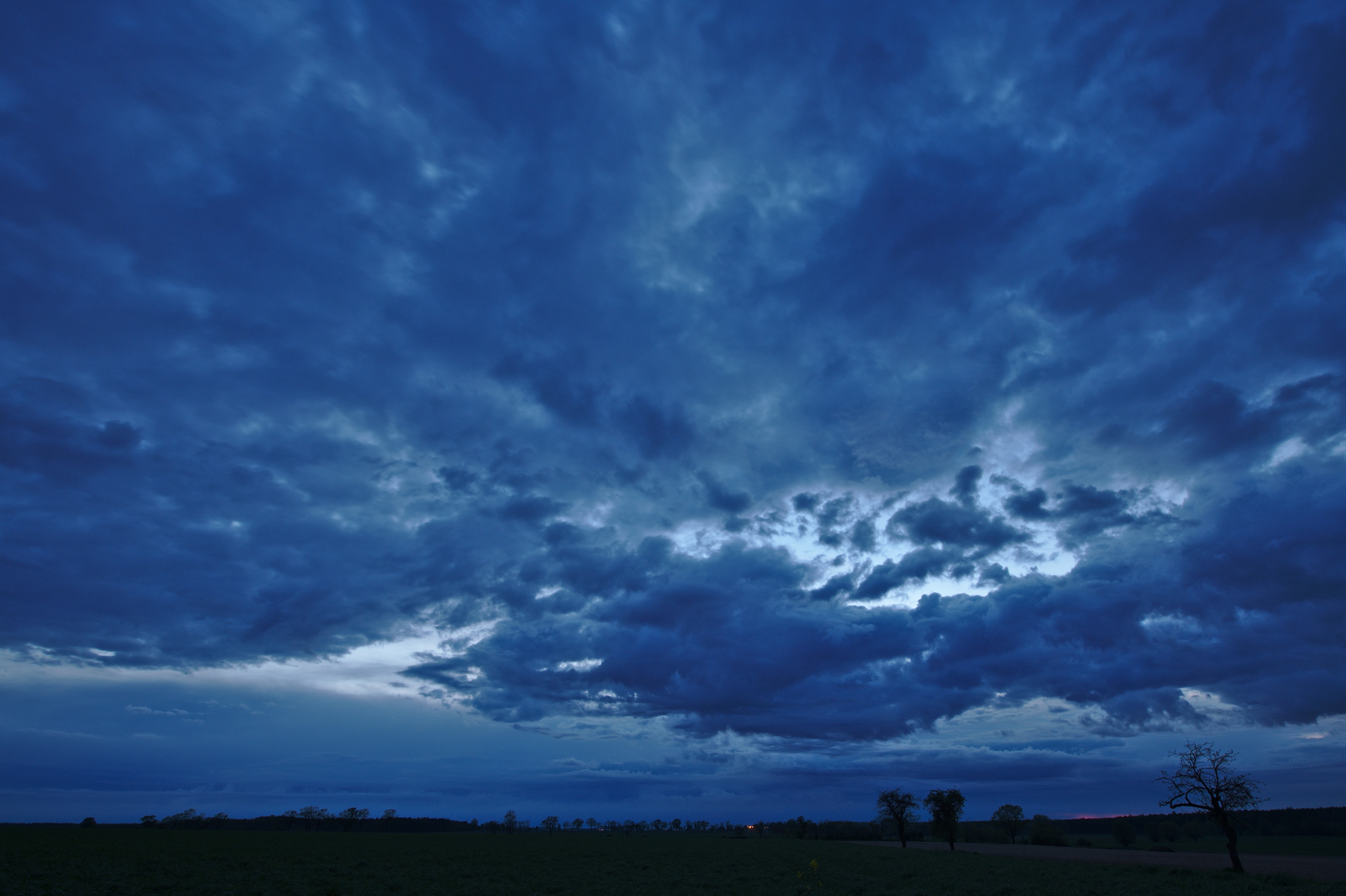 20210515_211532_D850_9541